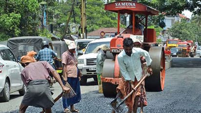 ಲೇಔಟ್ ರಸ್ತೆಗಾಗಿ ಕೆರೆ ಒತ್ತುವರಿ: 170 ಮರ ಕಡಿದ ಡೆವಲಪರ್