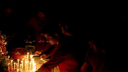 ಬದುಕಿದ್ದ ವಿದ್ಯಾರ್ಥಿಗಳಿಗೆ ಕಿಡಿಗೇಡಿಗಳಿಂದ ಶ್ರದ್ಧಾಂಜಲಿ..!