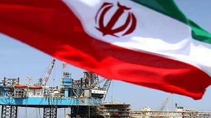 അമേരിക്കയുടെ മുന്നറയിപ്പ്; ഇറാനില് നിന്ന് എണ്ണ വാങ്ങുന്നത് നിര്ത്താനൊരുങ്ങി ഇന്ത്യ