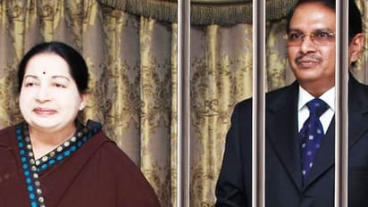 Jayalalithaa close aides in trouble?