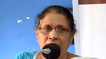 സ്ത്രീവിരുദ്ധ പരാമർശത്തിൽ മുല്ലപ്പള്ളി രാമചന്ദ്രനെതിരെ നടപടിയെടുക്കുമെന്ന് വനിത കമ്മീഷൻ