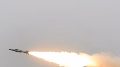 पाकिस्तान में 124 किमी अंदर गिरी भारतीय सेना की मिसाइल, रक्षा मंत्रालय ने कहा- गलती से हुई दुर्घटना