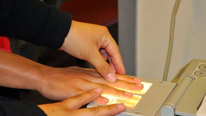 ಫಿಂಗರ್ ಪ್ರಿಂಟ್  ಮೂಲಕವೇ  ಮನುಷ್ಯನ ರೋಗ ಪತ್ತೆ ಮಾಡಬಹುದು..!