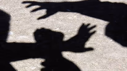 Biker attacks traffic cop for recording violation on phone in Bengaluru