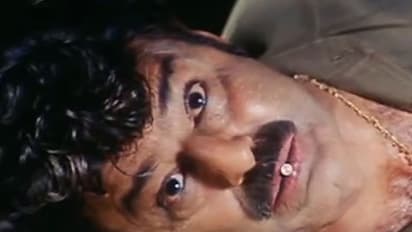 అభిమానిపై బాలయ్య వీరంగం