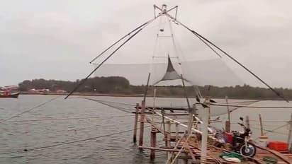 ചീന വലയുയര്ത്താന് ബൈക്ക്; പട്ടിണിയെന്ന് പരമ്പരാഗത തൊഴിലാളികള്