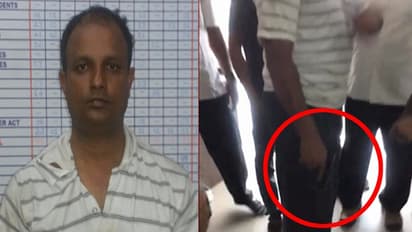 ಬೈಕ್ ವಿಚಾರಕ್ಕೆ ಮಾಜಿ ಸೈನಿಕನಿಂದ ಶೋ ರೂಮ್'ನಲ್ಲಿ ಫೈರಿಂಗ್: ದುರಂತ ತಪ್ಪಿಸಿದ ಪೊಲೀಸ್ ಪೇದೆ