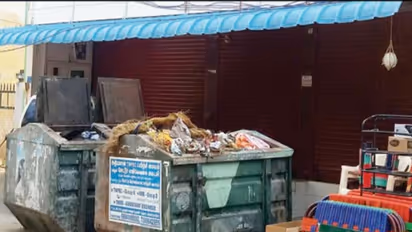 நூதன முறையில் வரி வசூல் செய்யும் நகராட்சி நிர்வாகம்; தலை தெறிக்க ஓடி வரி கட்டும் வணிக நிறுவனங்கள்...