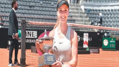 உலகின் முதல்நிலை வீராங்கனையை வீழ்த்தி உக்ரைன் வீராங்கனை சாம்பியன் வென்றார்...