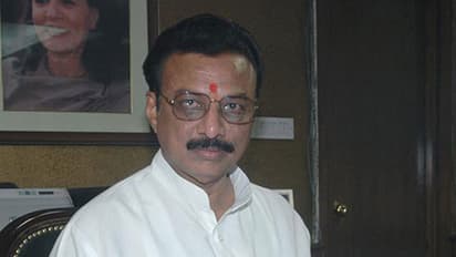 చంద్రబాబుకు ఝలక్: టీడీపికి మాజీ కేంద్ర మంత్రి గుడ్ బై