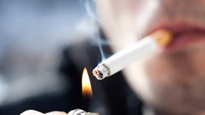 ತಂದೆ ಧೂಮಪಾನಿಯಾಗಿದ್ದರೆ ಗಂಡು ಮಕ್ಕಳಿಗೆ ಮಕ್ಕಳಾಗಲ್ಲ.. ಅಧ್ಯಯನ ಹೇಳೋದೆನು?