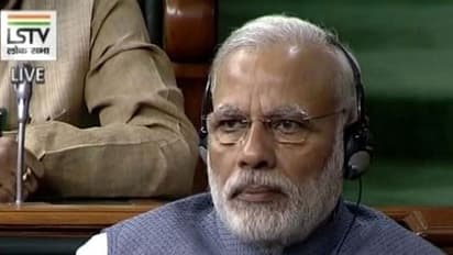 ಗದ್ದಲದ ನಡುವೆಯೇ ರಾಷ್ಟ್ರಪತಿ ಭಾಷಣಕ್ಕೆ ವಂದನೆ ಸಲ್ಲಿಸಿ, ಕಾಂಗ್ರೆಸ್ಗೆ ಟಾಂಗ್ ನೀಡಿದ ಮೋದಿ