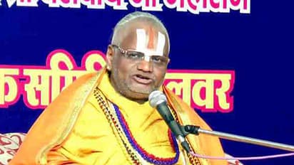 ಮತ್ತೊಬ್ಬ ದೇವಮಾನವನ ಕೈಗೆ ಬಿತ್ತು ಕೋಳ