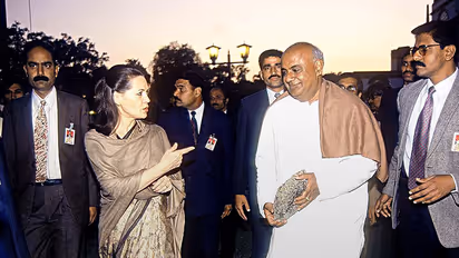 Congress-JD(S) alliance to battle against the BJP in 2018?