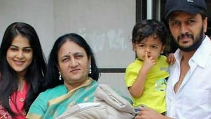 Awww! Riteish, Genelia bring their tiny tot home