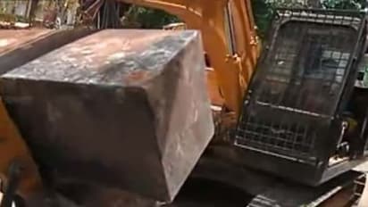 சென்னை சில்க்ஸில் கிடைத்தது பாதுகாப்பு பெட்டகம்...!! - பல கோடி மதிப்புள்ள தங்க,வைர நகைகள் சிக்கின??