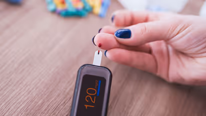 ডায়াবেটিস হলে আরও রোগ চেপে বসে! প্রথম থেকেই ১০ সহজ উপায় মেনে এড়ান এই অসুখ