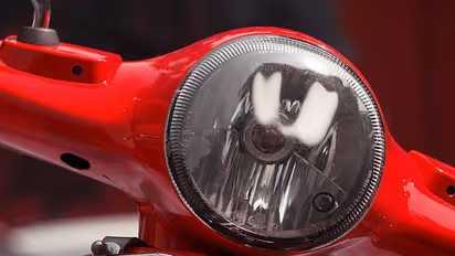 Supreme Court stays NGT order refusing exemption to 2 wheelers from odd-even scheme