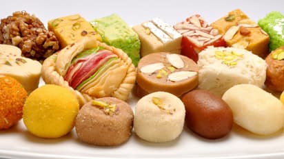 ಶುಗರ್ ಇರೋರಿಗೆ ಸಿಹಿ ಸುದ್ದಿ: ಮನಸ್ಪೂರ್ತಿಯಾಗಿ ತಿನ್ನಿ ಲಾಡೂ, ಬೂಂದಿ!