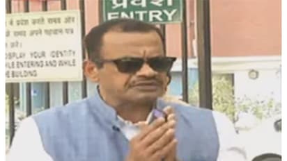 కోమటిరెడ్డికి షాక్: పాదయాత్రకు అనుమతి నిరాకరణ