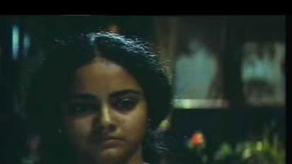 നടി രേഖ മോഹനെ തൃശൂരിലെ ഫ്ളാറ്റില് മരിച്ച നിലയില്