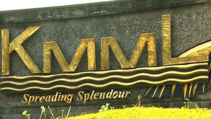 ചവറ കെഎംഎംഎല്ലിൽ നിന്ന് ദ്രാവകം ചോർന്നു, പിന്നാലെ പുക പടർന്നു; ഒരാൾക്ക് ദേഹാസ്വാസ്ഥ്യം