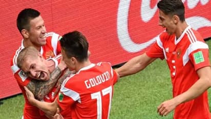 ஃபிபா 2018…. முதல் வெற்றியை பதிவு செய்தது ரஷ்யா….. அறிமுக ஆட்டத்தில் சவுதிஅரேபியாவை வீழ்த்தியது !!