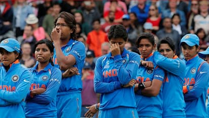 ಟೀಂ ಇಂಡಿಯಾ ಮಹಿಳಾ ತಂಡದಲ್ಲಿ ಎಲ್ಲವೂ ಸರಿಯಿಲ್ಲ!ಯಾಕೆ?