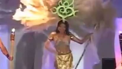 സൗന്ദര്യ മത്സരത്തിനിടെ മോഡലിന്റെ കിരീടത്തിന് തീപിടിച്ചു, വീഡിയോ