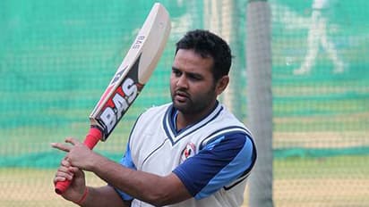 ಕ್ರಿಕೆಟಿಗ ಪಾರ್ಥೀವ್ ಪಟೇಲ್ಗೆ ಒಂಬತ್ತೇ ಬೆರಳು!