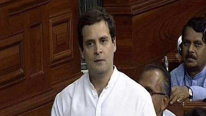 15 லட்சம் ரூபாய் எங்கே ? வருஷத்துக்கு 2 கோடி இளைஞர்களுக்கு வேலை எங்கே? வார்த்தைகளால் வறுத்தெடுத்த ராகுல் காந்தி !!