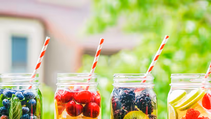 ಡಿಟಾಕ್ಸ್ ವಾಟರ್ ಸೇವಿಸಿ ದೇಹವನ್ನು ನ್ಯಾಚುರಲಾಗಿ ನಿರ್ವಿಷಗೊಳಿಸಿ