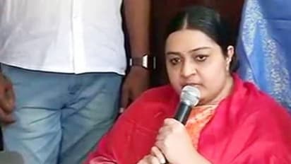 ஆட்சியைக் கலைப்பதிலேயே தினகரன் குறியாக உள்ளார்... ஜெ.தீபா குற்றச்சாட்டு