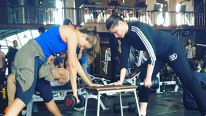 Viral Video: These two top actresses sweat it out at the gym