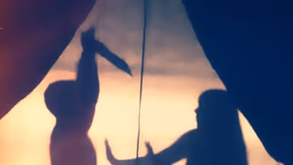 Man kills wife, drives off with daughter to burn chopped up body