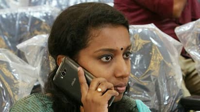 വിജിലന്സ് കോടതിക്കുള്ളില് അഭിഭാഷകര് മാധ്യമപ്രവര്ത്തകരോട് ചെയ്തത് എന്ത്; വനിതാ മാധ്യമപ്രവര്ത്തക പറയുന്നു