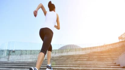 உங்களுக்குத் தெரியுமா? லிஃப்ட்க்கு பதிலாக படிக்கட்டுகளைப் பயன்படுத்தினால் ஆயிரம் கலோரி வரைக் குறைக்கலாம்…