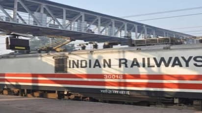 ரெயில்வேத் துறை தனியார்மயமா? மத்திய அமைச்சர் சுரேஷ் பிரபு பரபரப்பு பேட்டி