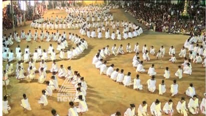 "ഗിന്നസിലേറാന് കഴിവു പേശുക മാര്ത്തോമന്" കൗതുകമായി ആയിരം വനിതകളുടെ റെക്കോര്ഡ് മാര്ഗ്ഗംകളി