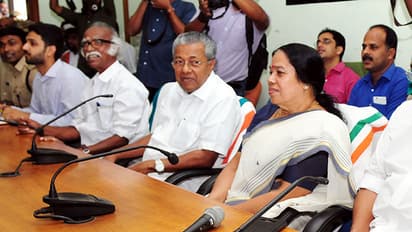 CPM, BJP vow to end political violence in Kannur