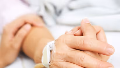 മരണമെത്തുന്ന നേരത്ത്...