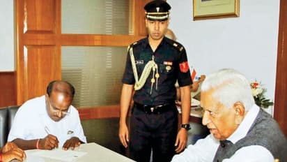 நாளைக்கு இல்ல…… 23 ஆம் தேதிதான் கர்நாடக முதலமைச்சராக பதவி ஏற்கிறார் குமாரசாமி !!