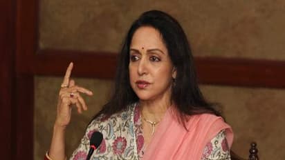 ஸ்ரீதேவி சிறந்த மனிதர்! நடிகை ஹேமமாலினி புகழாரம்!