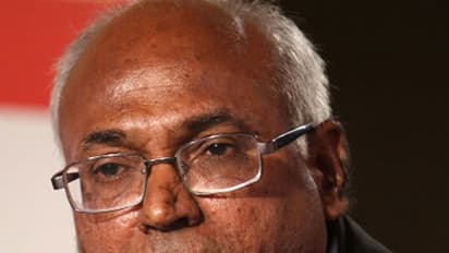 ദളിത് എഴുത്തുകാരന്‍ കാഞ്ച ഐലയ്യ വീട്ടുതടങ്കലില്‍