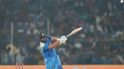 సచిన్ టెండూల్కర్ కు షాకిచ్చిన రోహిత్ శర్మ