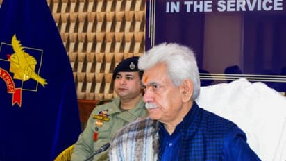 ಉಗ್ರರ ಜೊತೆ ಸಂಪರ್ಕಆರೋಪ, ಜಮ್ಮು-ಕಾಶ್ಮೀರ ಗವರ್ನರ್‌ ನಿಂದ 3 ಸರ್ಕಾರಿ ನೌಕರರ ವಜಾ