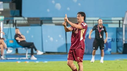 FCG's Iker Guarrotxena celebrating after scoring (Photo: ISL)