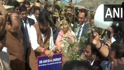 Delhi CM Rekha Gupta and LG Vinai Kumar Saxena launch a bamboo plantation drive at Bhalswa landfill site to promote biomining and land reclamation.(Photo/ANI)