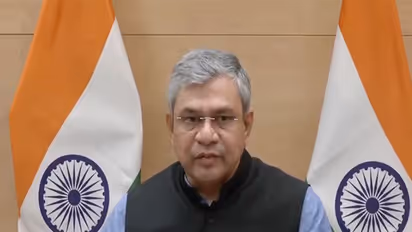 3 करोड़ IRCTC खातों पर क्यों लगा ताला? रेल मंत्री अश्विनी वैष्णव ने बताया आधार का कमाल