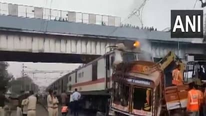 Mumbai-Amravati Express collides with truck at closed crossing in Bodwad, traffic restored